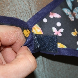 Adult Bib Butterfly Design Waterproof Back (each)
