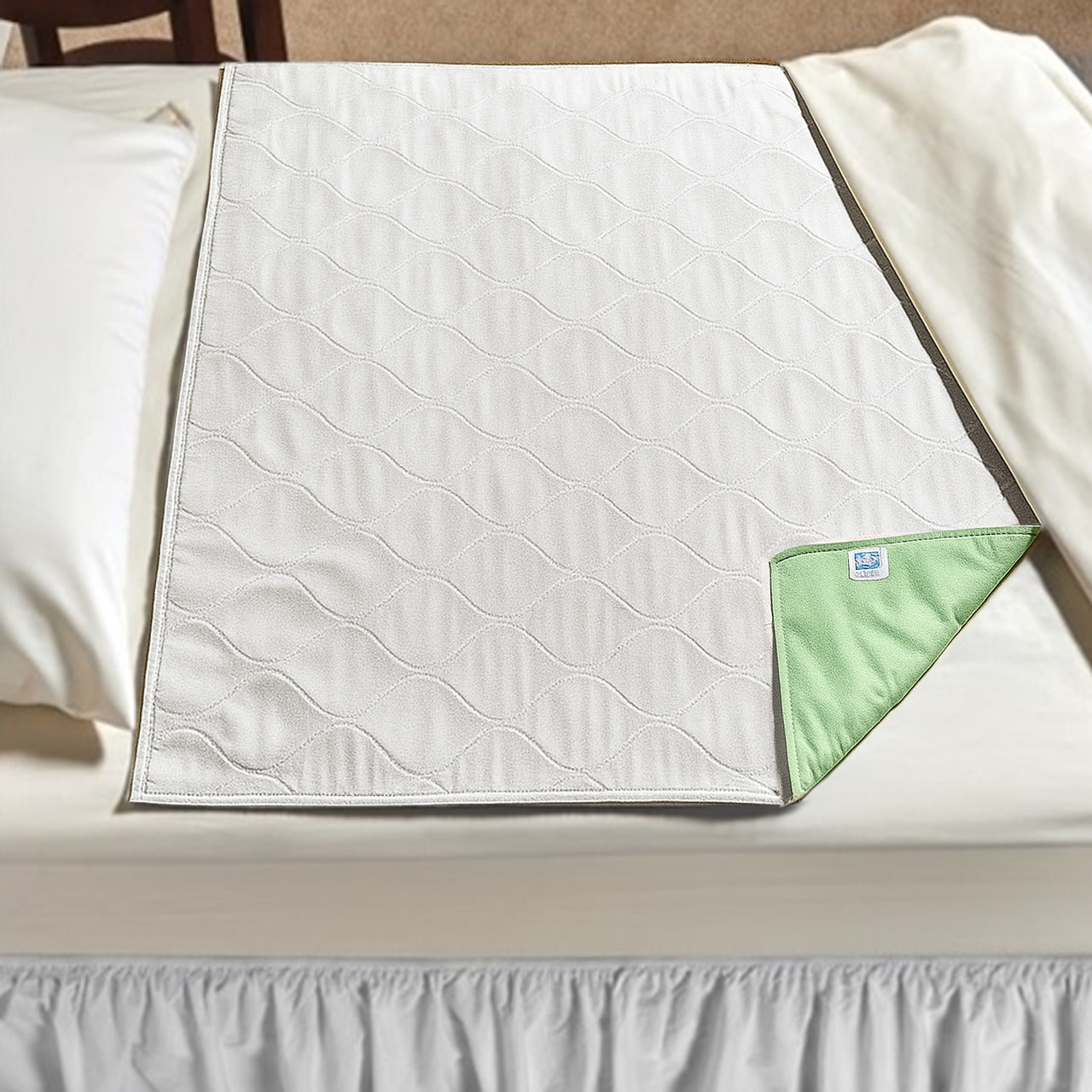 Economy Poly Cotton Underpads with Green Vinyl Backing (Case of 24 pcs) economy bed pad, bed pad, bed pads, usa made bed pad, underpad, underpads