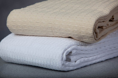 Twin 66 x 90 thermal blanket, white blanket, beige blanket, honeycomb blanket, santa barbara