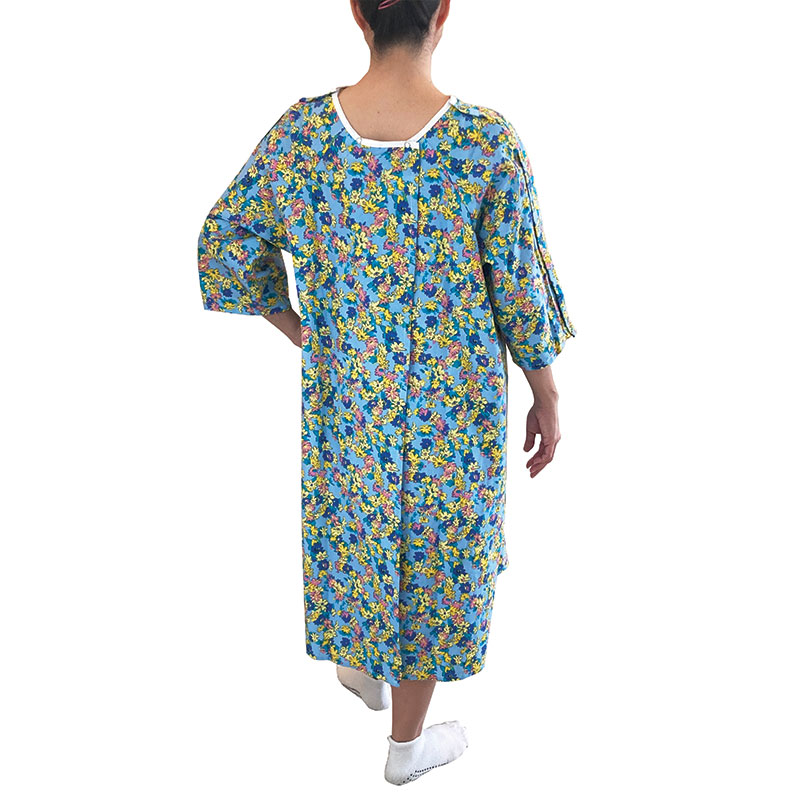 Cotton Ladies Hospital Patient Gown with Lace, Shoulder Snaps and an IV ...