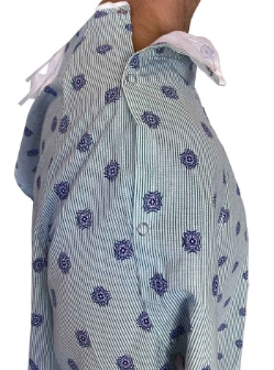 4 Snaps on Each Sleeve on Hospital Gown with Shoulder Snaps